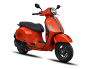gts-super-sport-150-orange-tramonto-serong-kanan