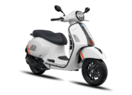 gts-super-sport-150-white-innocenza-serong-kanan